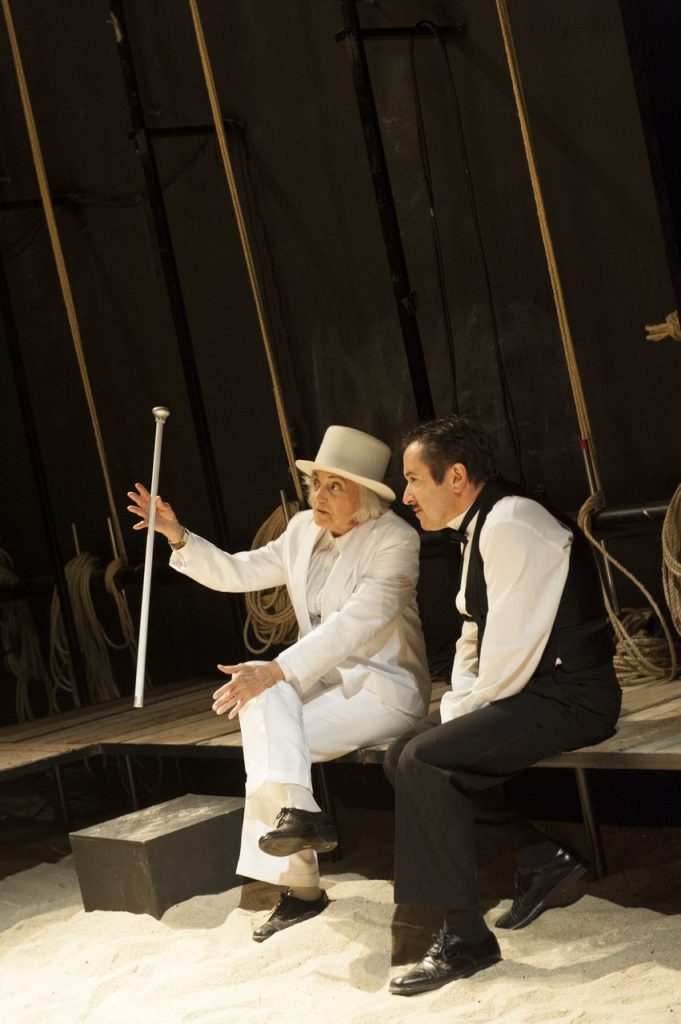 O teatro debaixo da areia