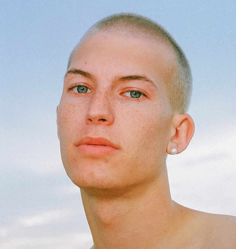 Gus Dapperton