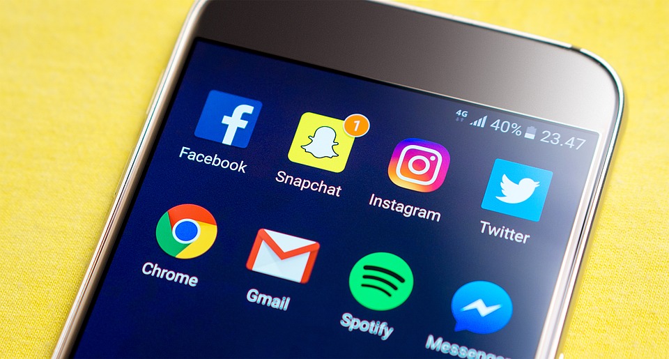 O que tens mesmo de saber sobre Instagram e Facebook