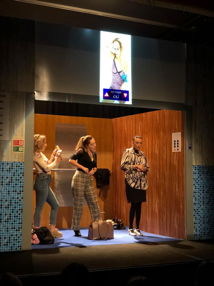 3 Amigas no Divã