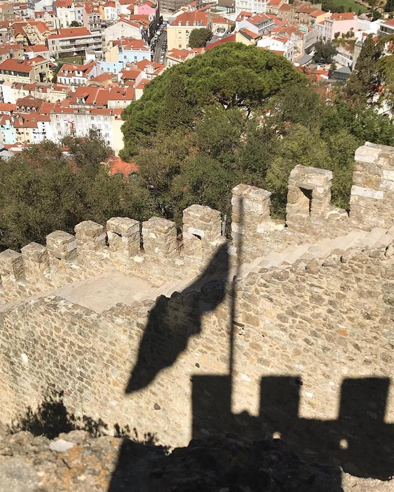 Por entre as muralhas do Castelo