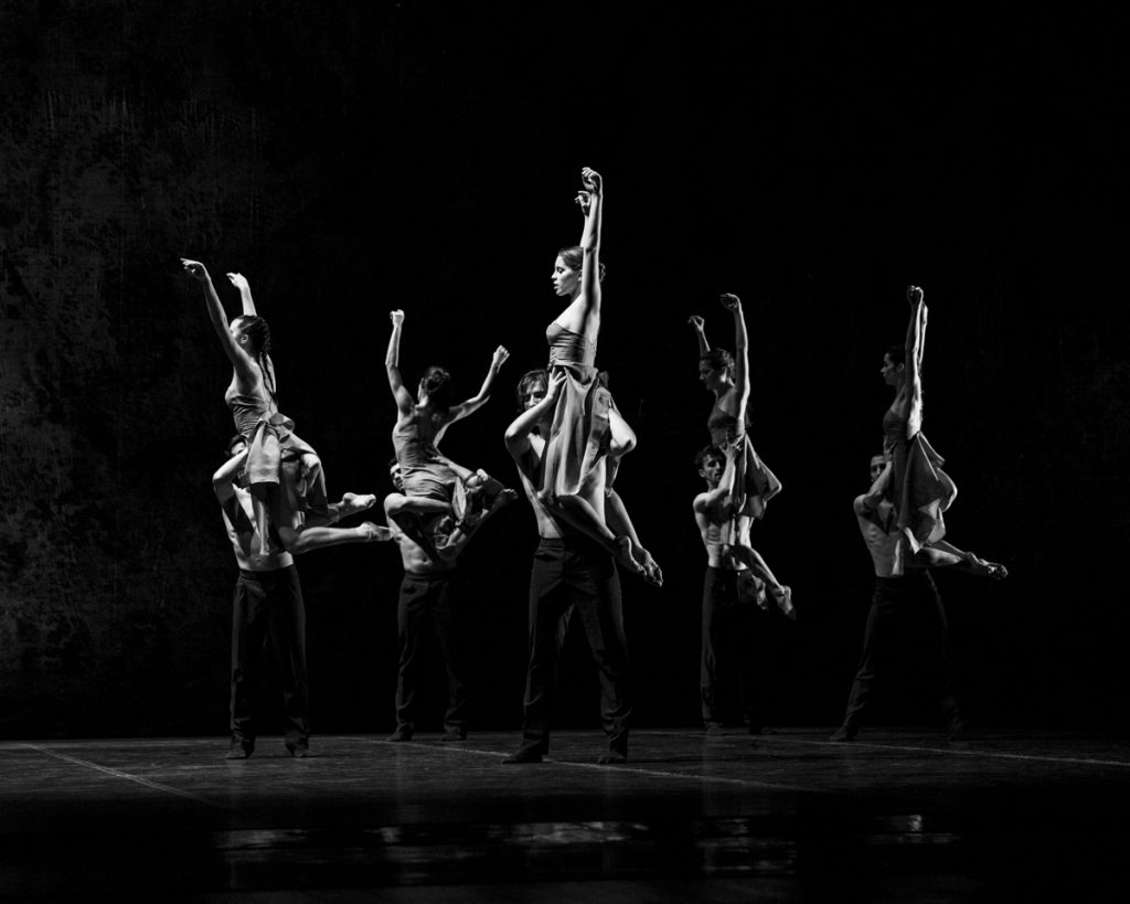 Na Substância do Tempo