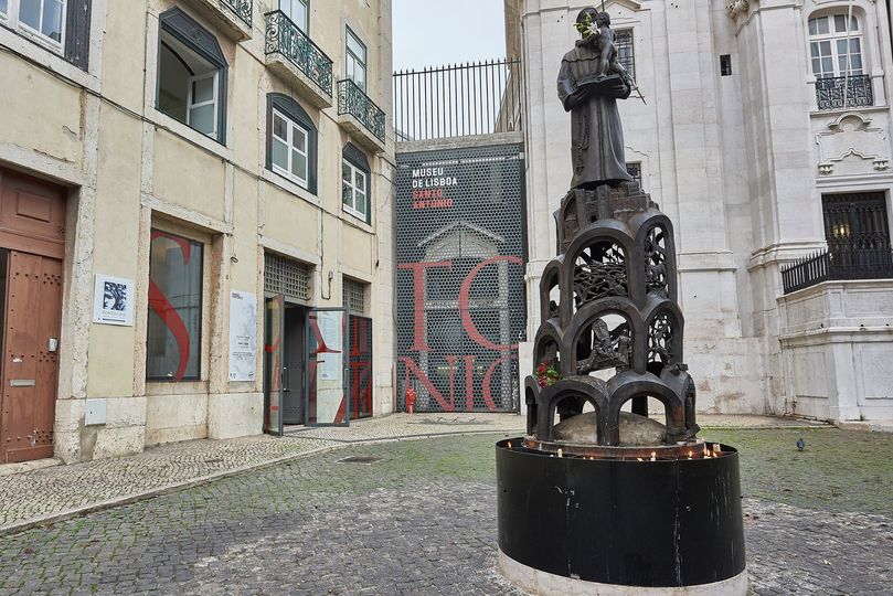 Escritores, histórias e estórias de Santo António