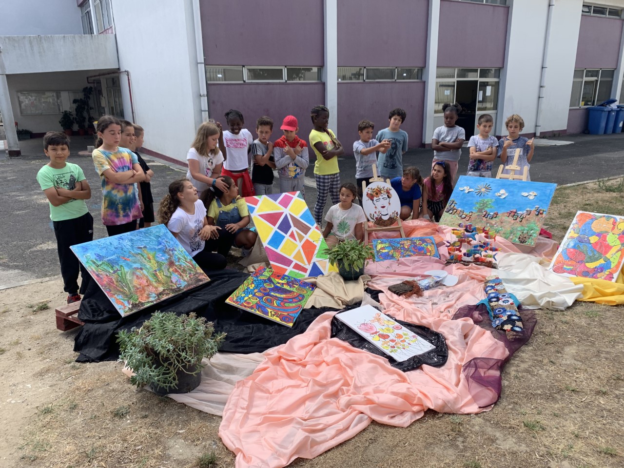 Exposição de obras de alunos da EB Eurico Gonçalves