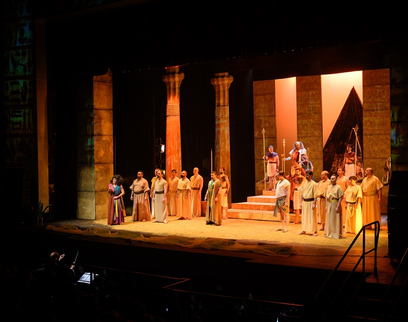Aida
