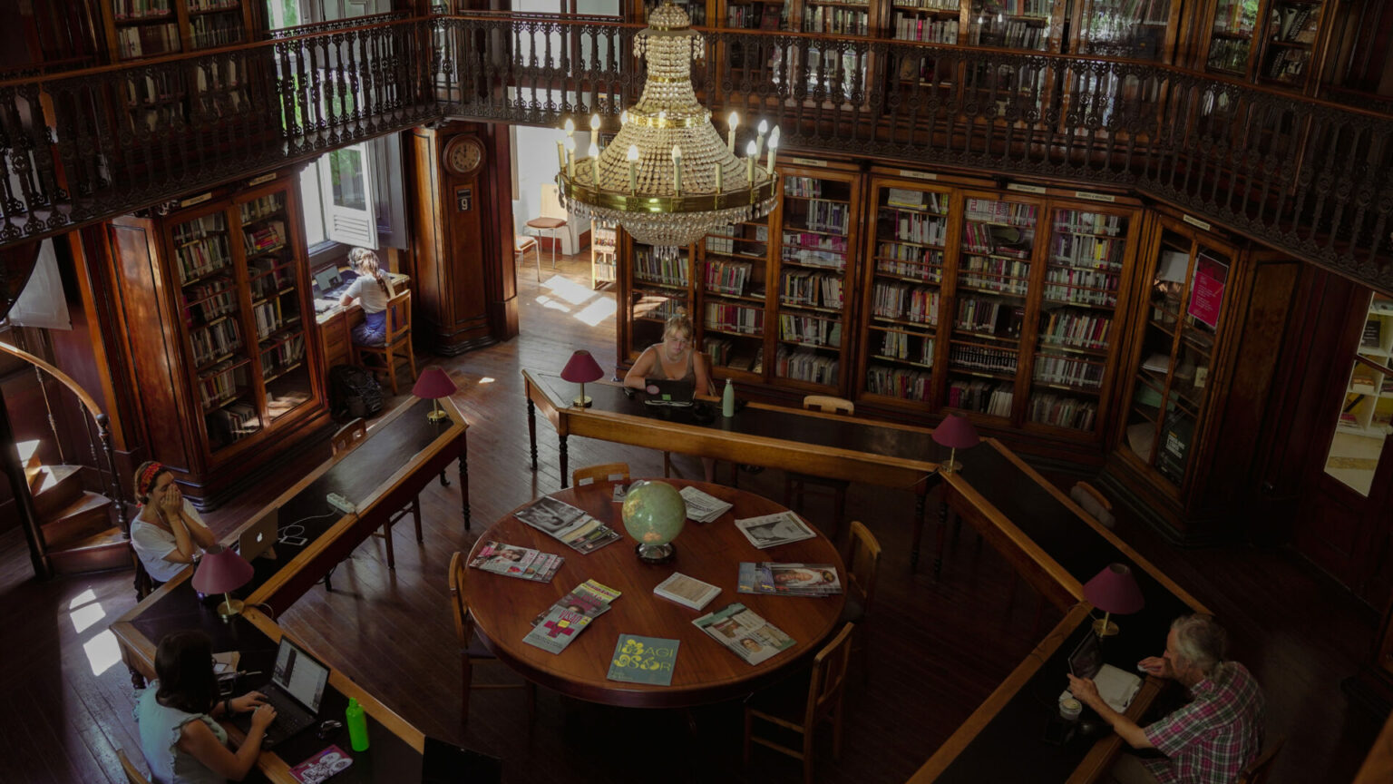 Visita à Biblioteca São Lázaro