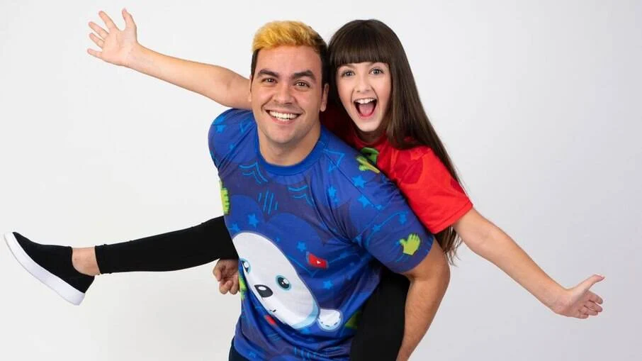Luccas Neto e Gi