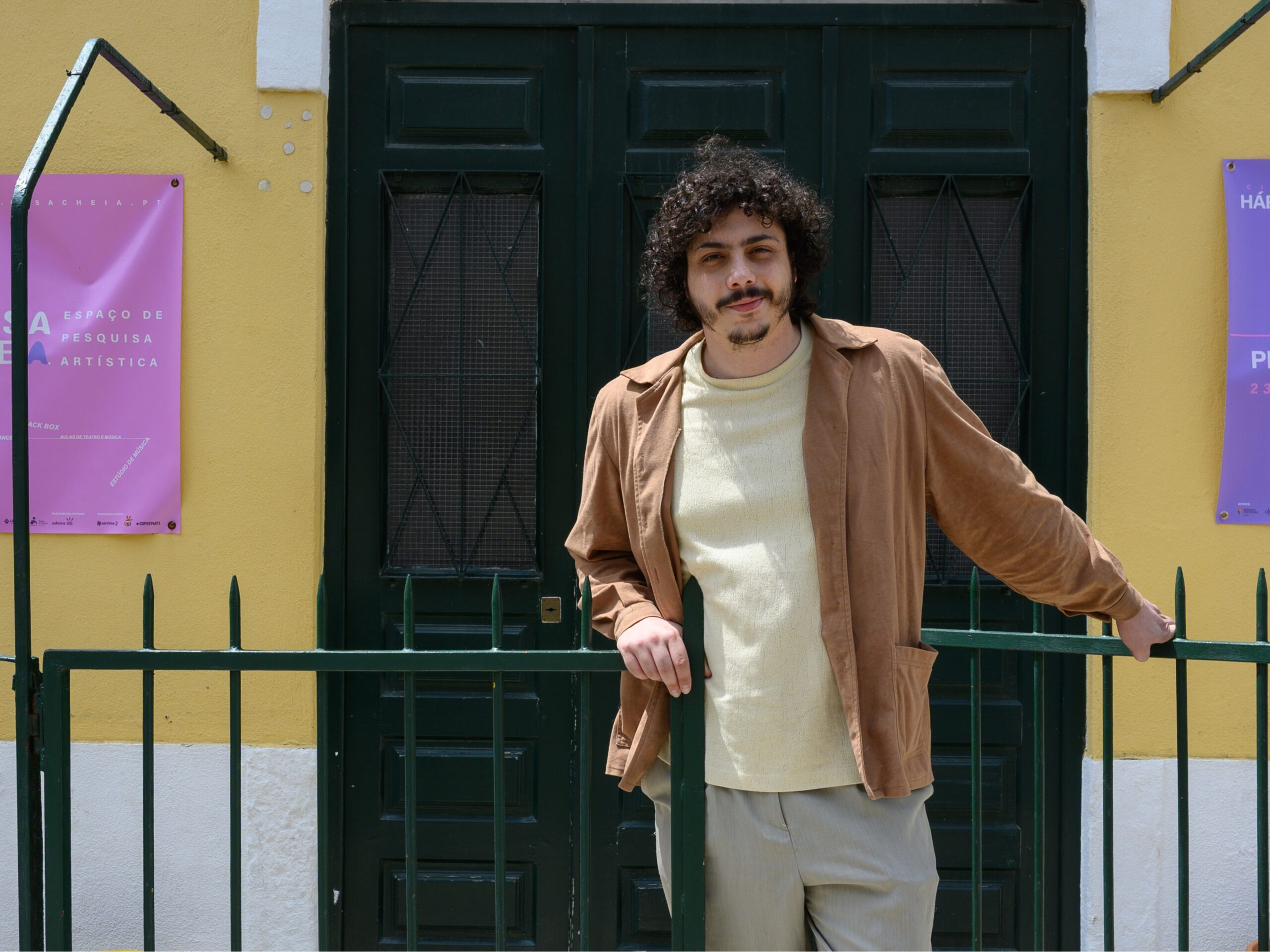 Na Penha de França, com Miguel Mateus