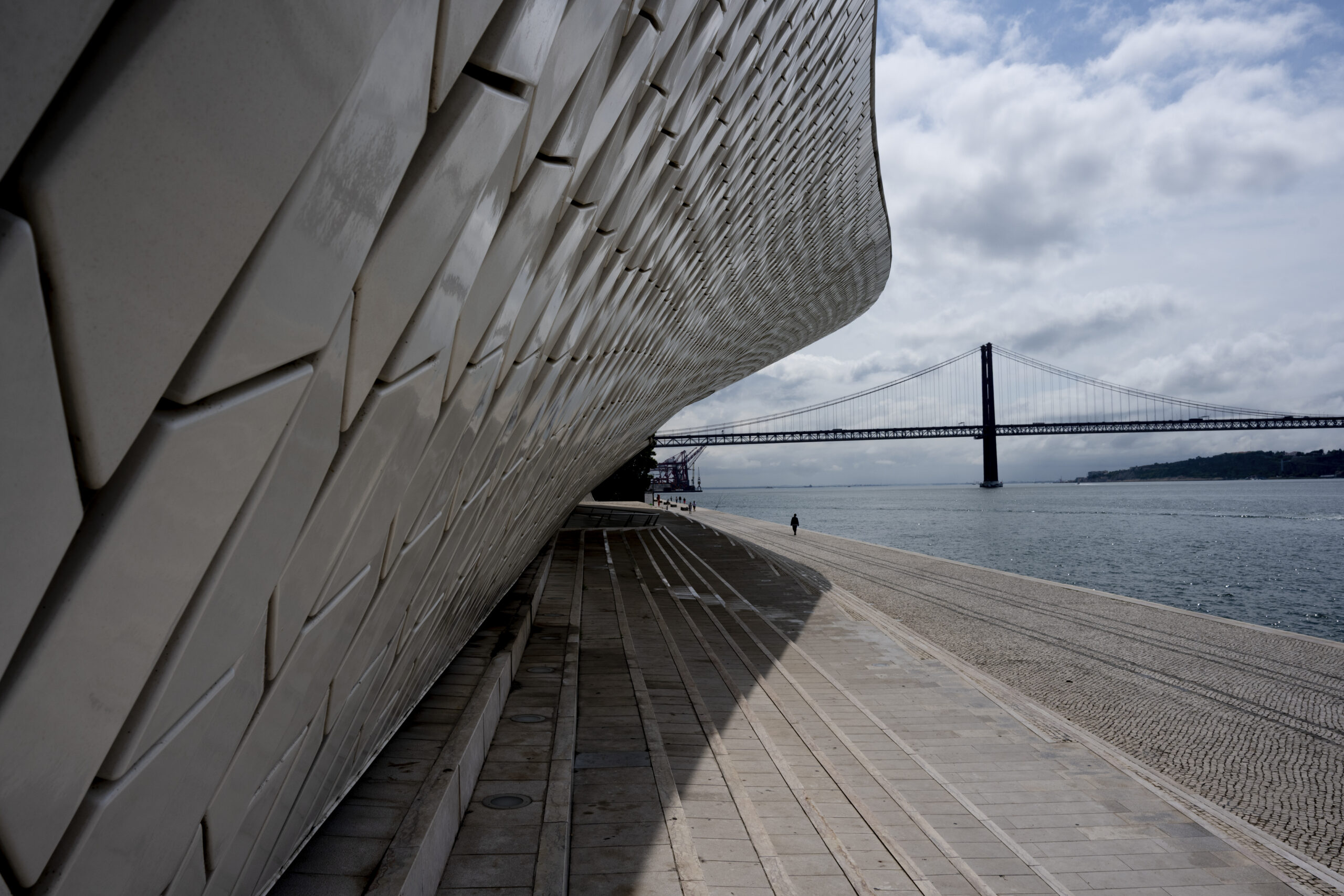 Arte com vista para o Tejo